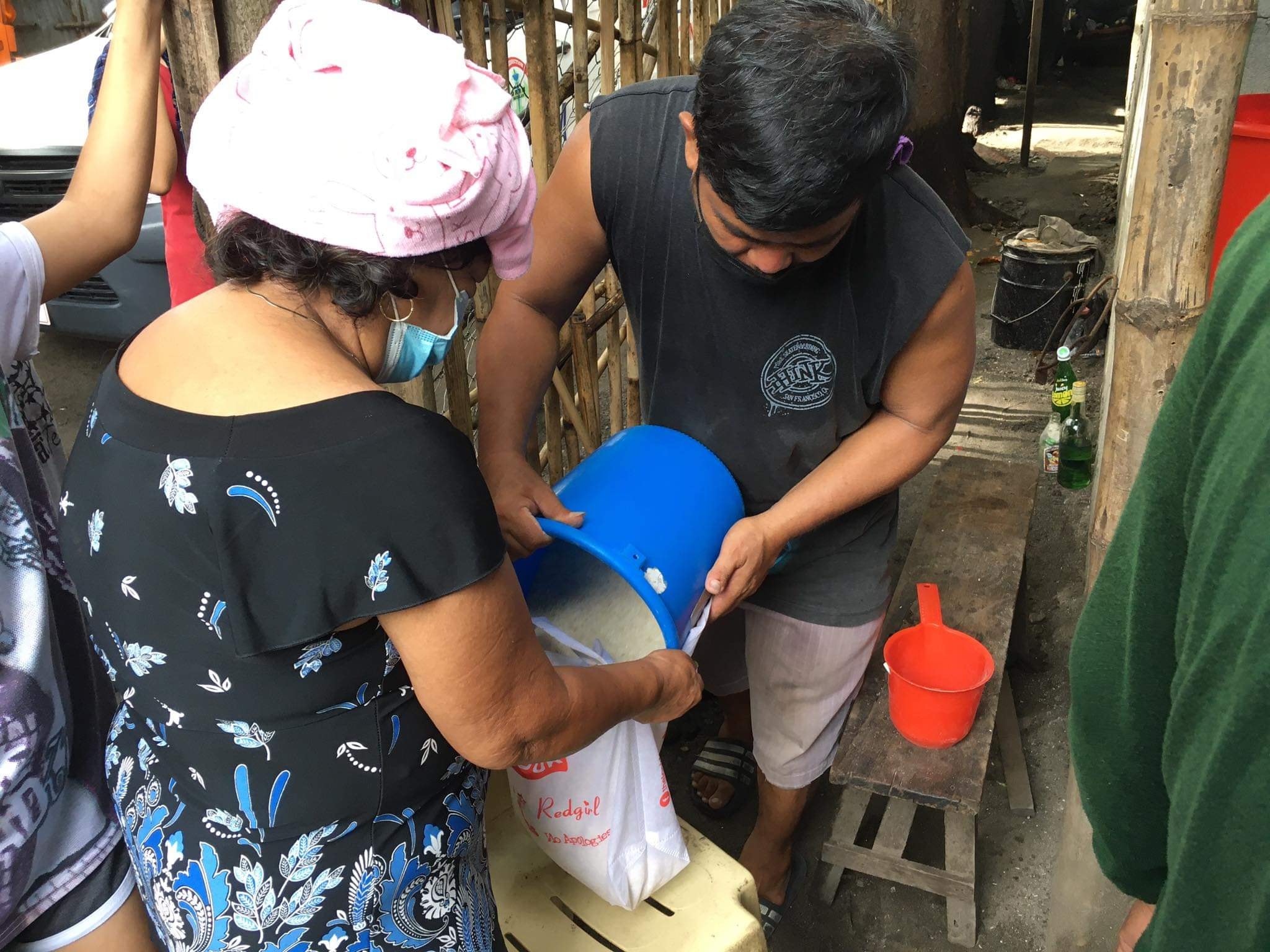 The government of Botolan town in Zambales province has resumed its rice subsidy for its residents amid the ongoing pandemic. The program will also benefit residents who will be fully vaccinated against COVID-19. (Photo from the Facebook page of the Botolan municipal office) free rice