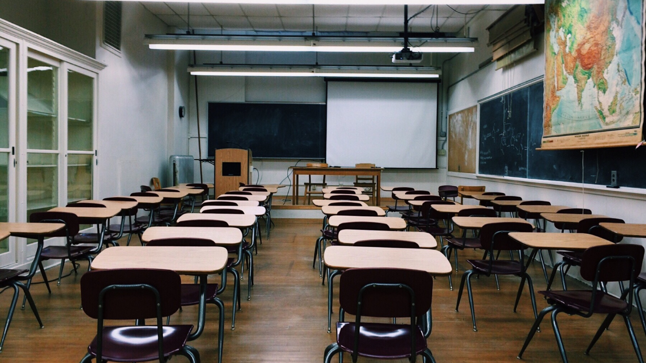 College faculty groups nix plan to reduce curriculum