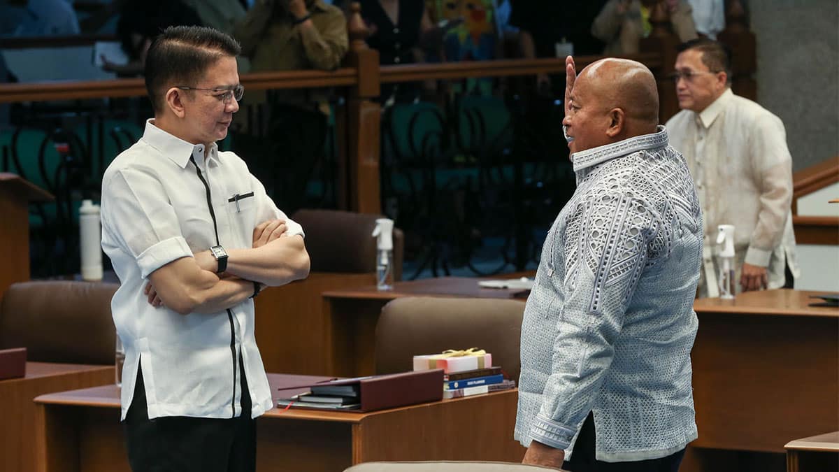 ‘ENOUGH GAMES’ Activists gathered outside the Senate on Tuesday call for Vice President Sara Duterte’s conviction in an impeachment court. On Monday, Senate President Francis Escudero and his colleagues, including Senators Ronald dela Rosa and Christopher Go (in the background), convene for their plenary session. —PHOTOS BY MARIANNE BERMUDEZ AND LYN RILLON